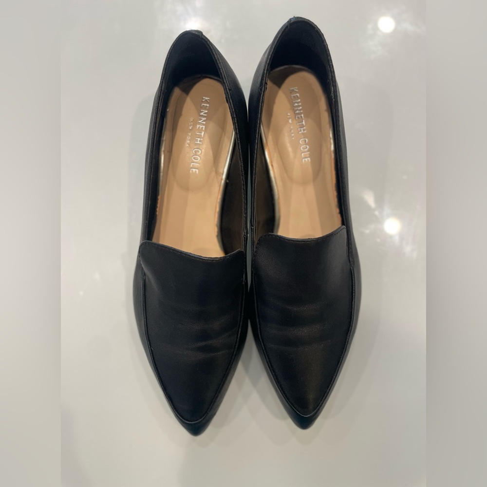 Kenneth Cole Women's Classic Black Flats
